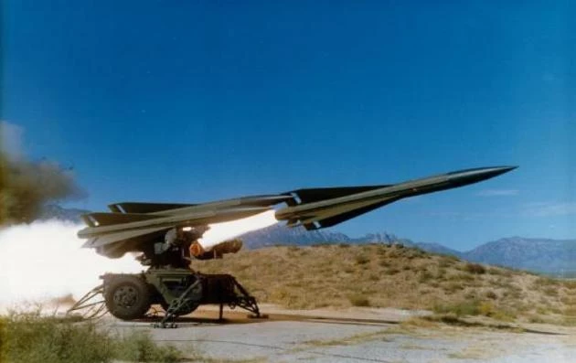 Δείτε πλάνα που κόβουν την ανάσα από το ηχηρό μήνυμα αποτροπής των Ενόπλων Δυνάμεων! (βίντεο)